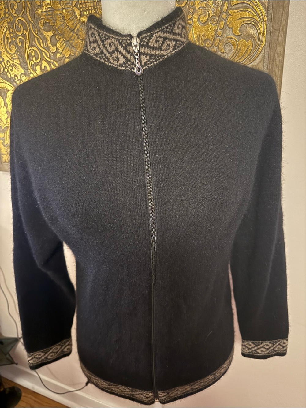 LOTHLORIAN POSSUM MERINO MOTIF FULL-ZIP CARDIGAN BLACK XS